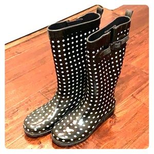 Black and white polka dot rain boots